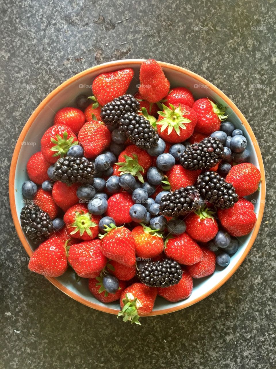 Assorted berries in bowl