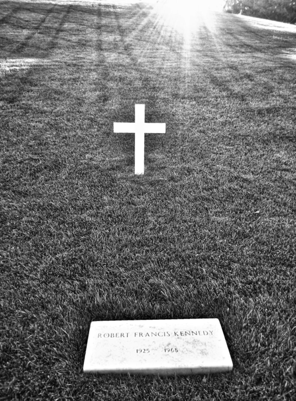 R. F. Kennedy. Arlington National Cemetery (Washington, D.C.)