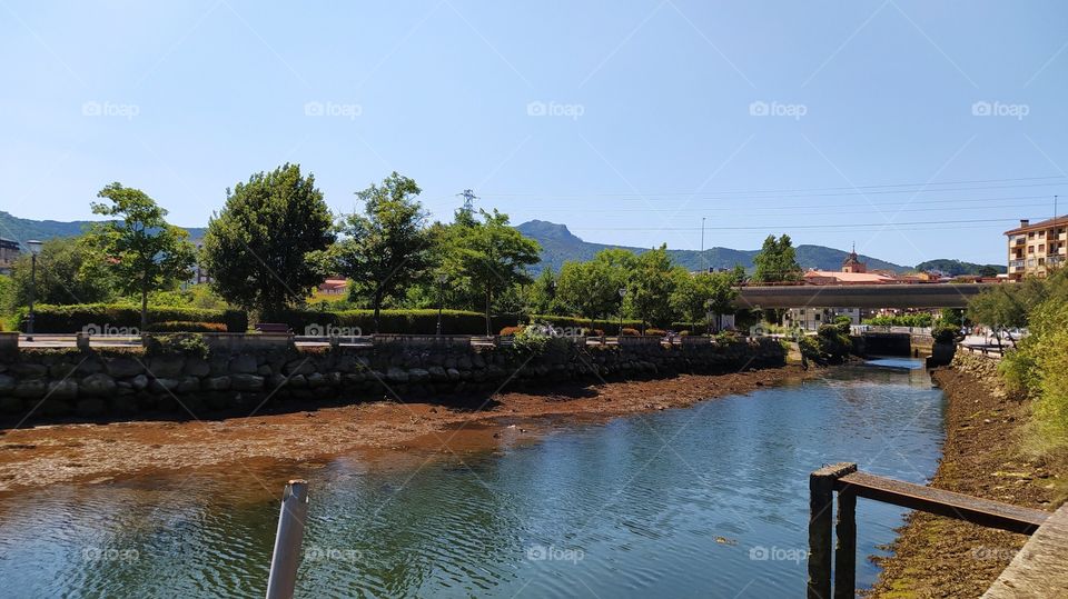 Un paseo por el río, en un día cualquiera