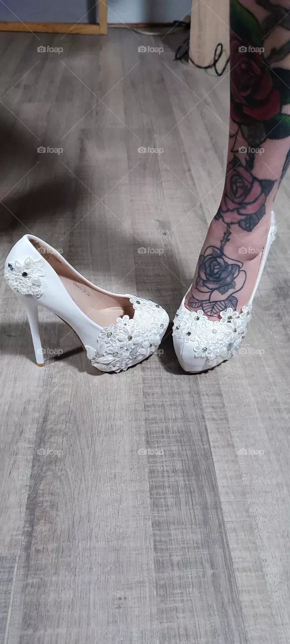 Shoes , sandals