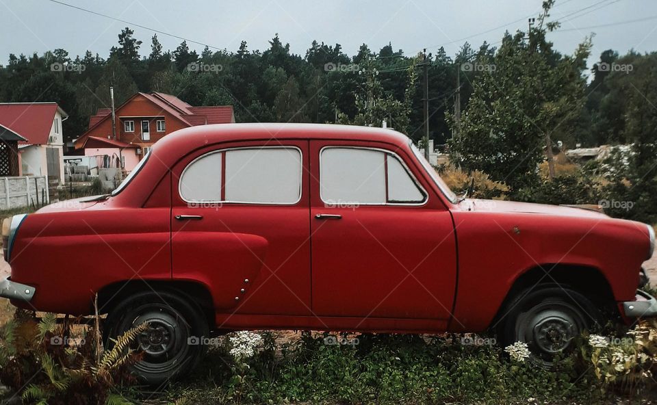 Ukrainian Red car