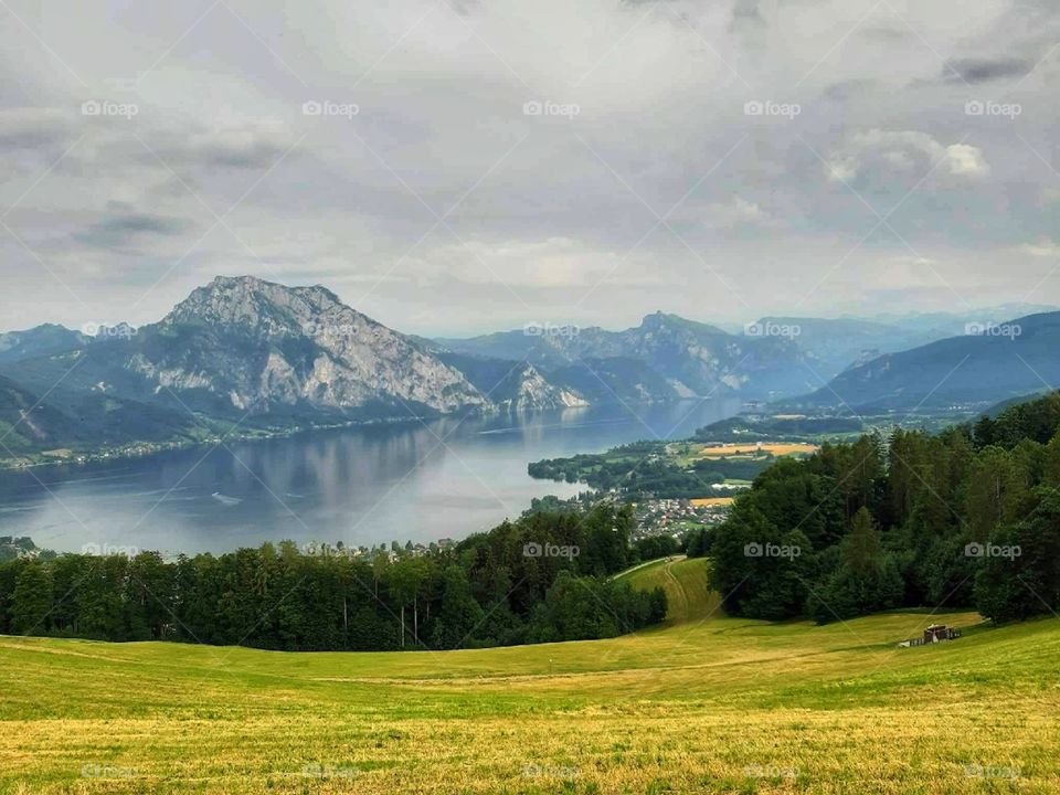 The amazing outside world