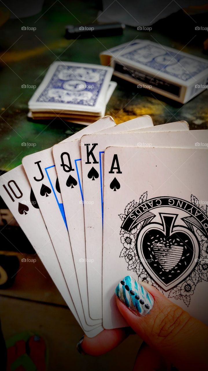 royal flush spades poker hand