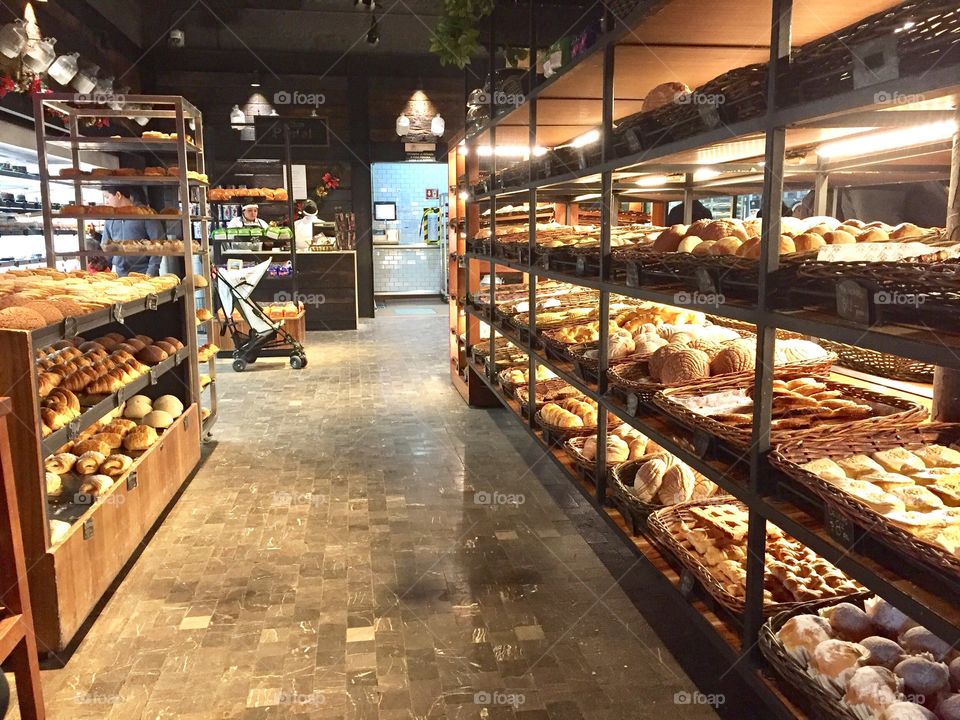 Bread store 