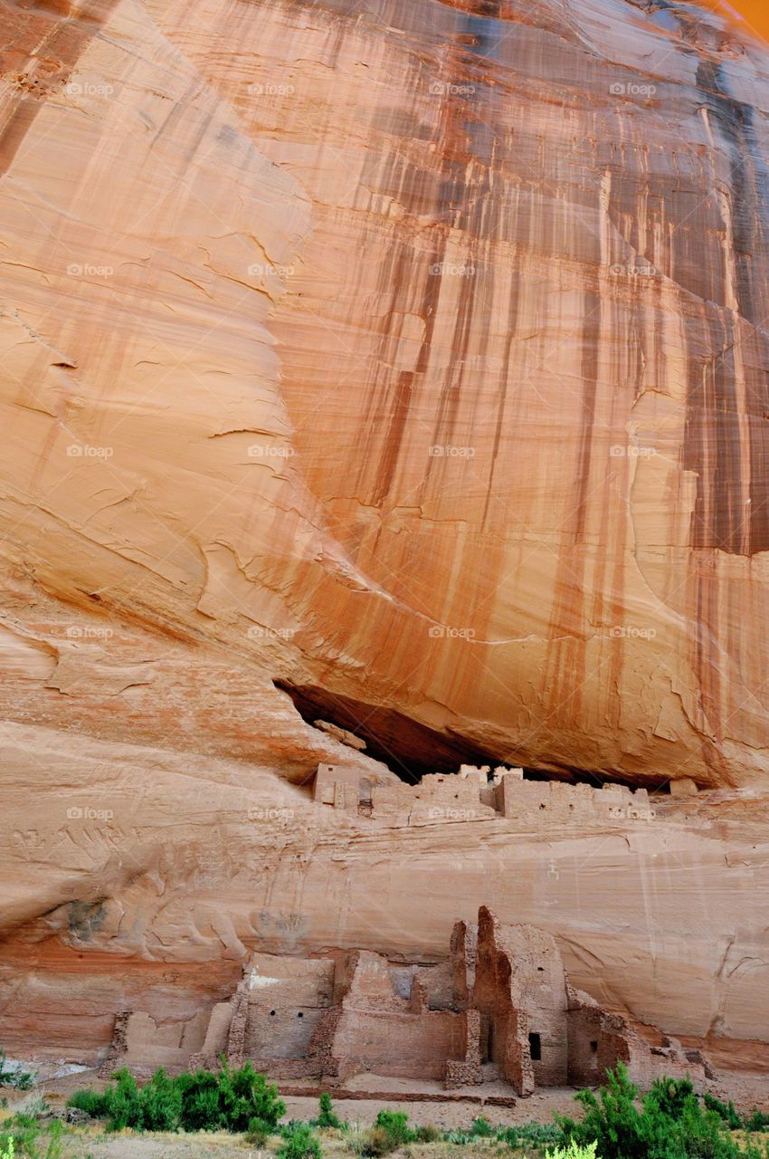 Cliff dwellers ruins