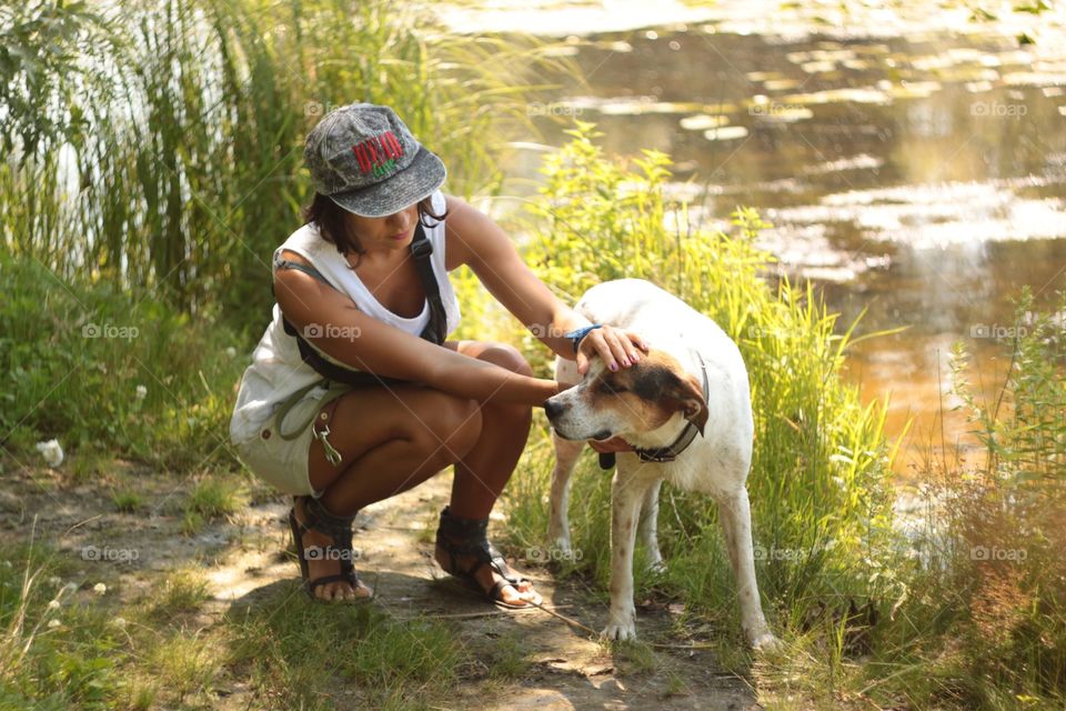  brunette with funny dog