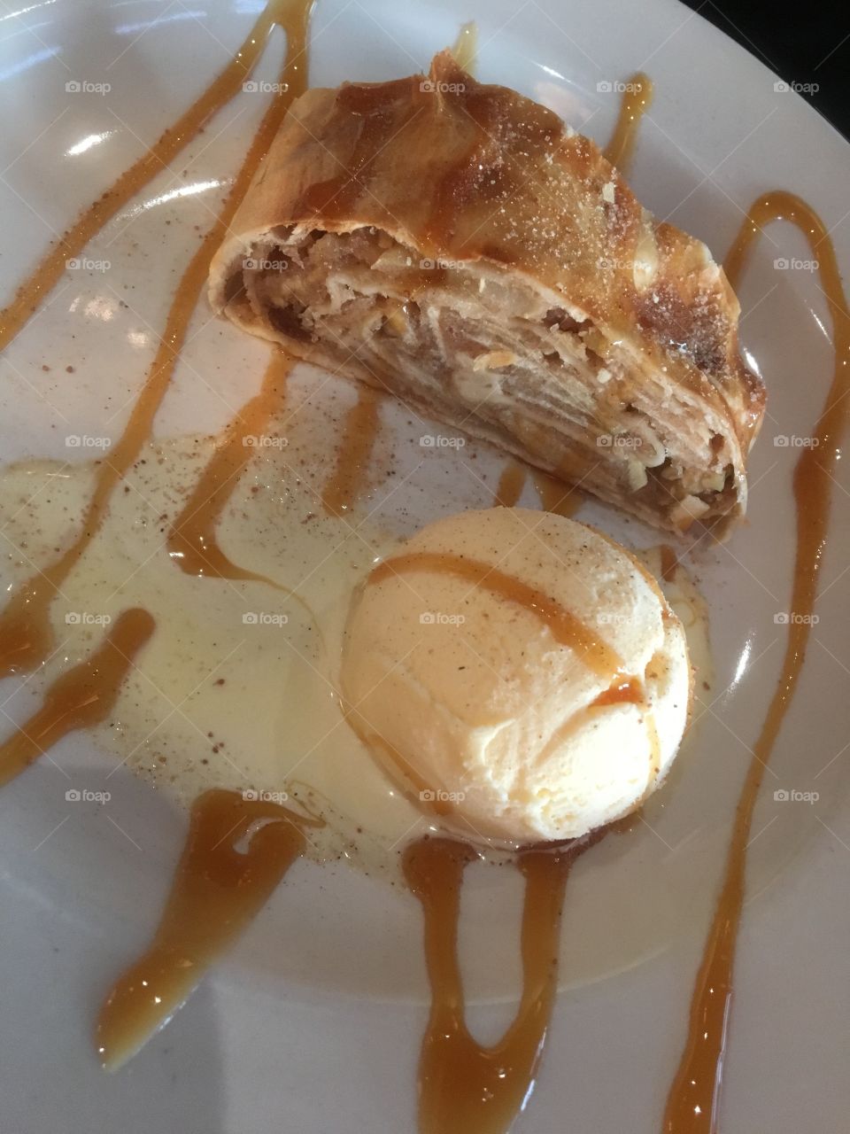 Apple Strudel 