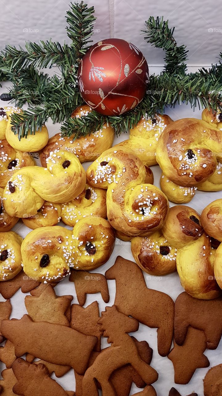 Baking saffron buns and gingerbread cookies for Christmas 