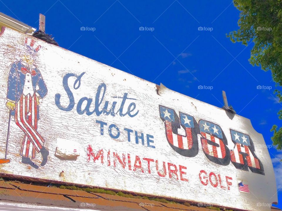 Mini-golf