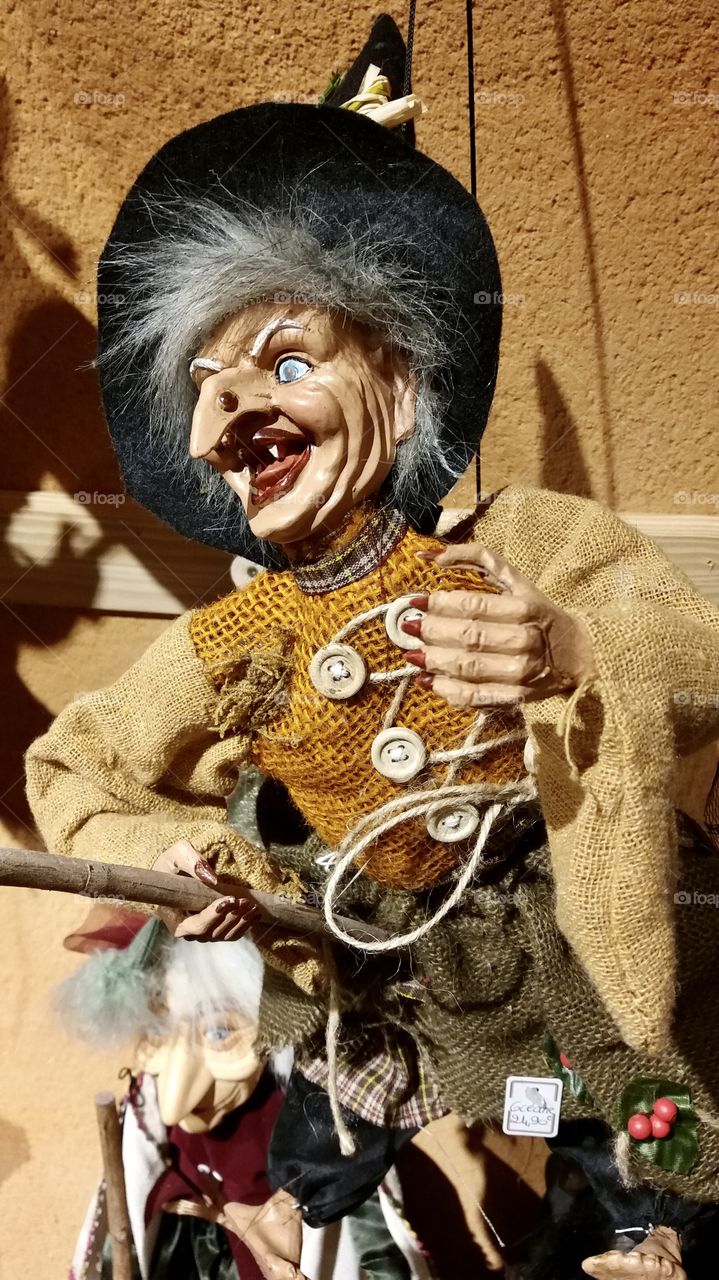 Witch figurine for Halloween