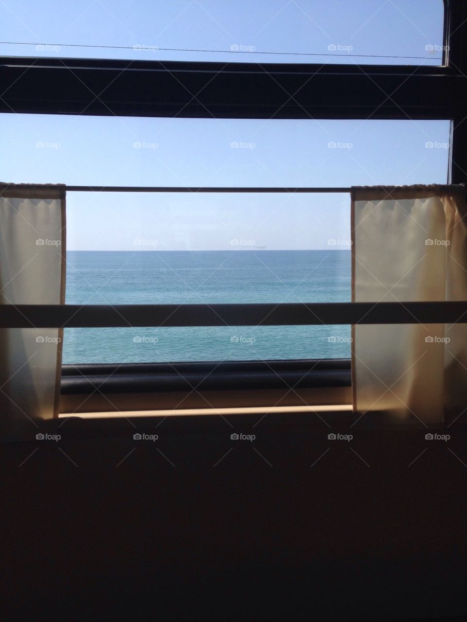 train sea window 