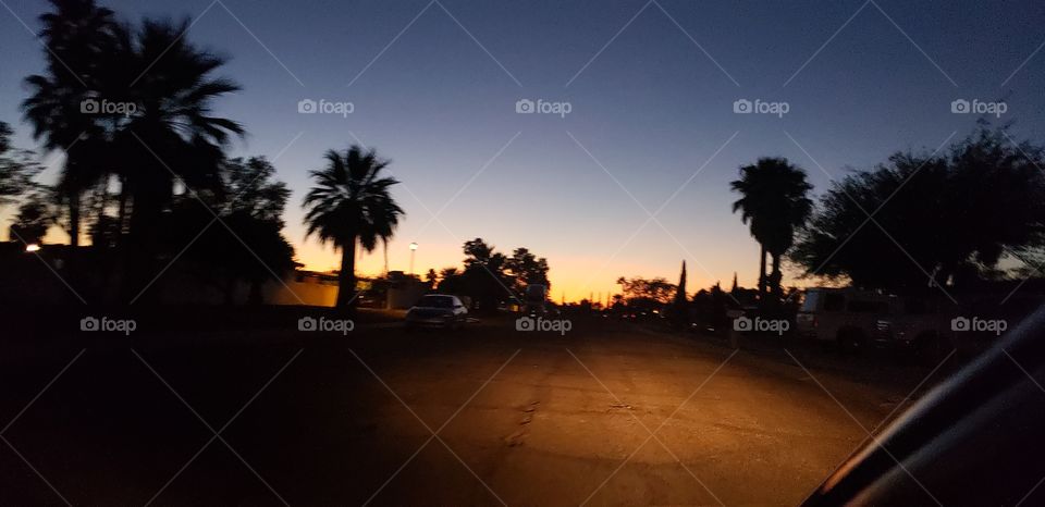 sunseting in the west. love the sky