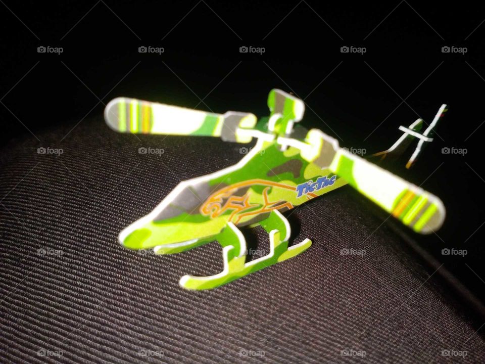 DIY small helicopter toy kit assembly