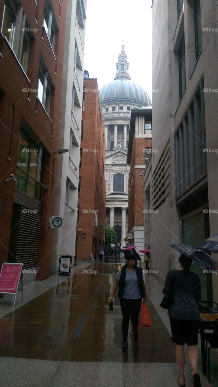 London city view of st Paul's from alley