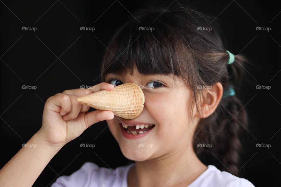 Cure girl with an ice cream cone