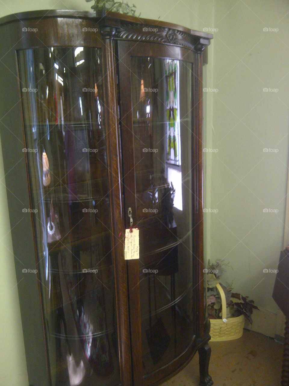 curved glass curio