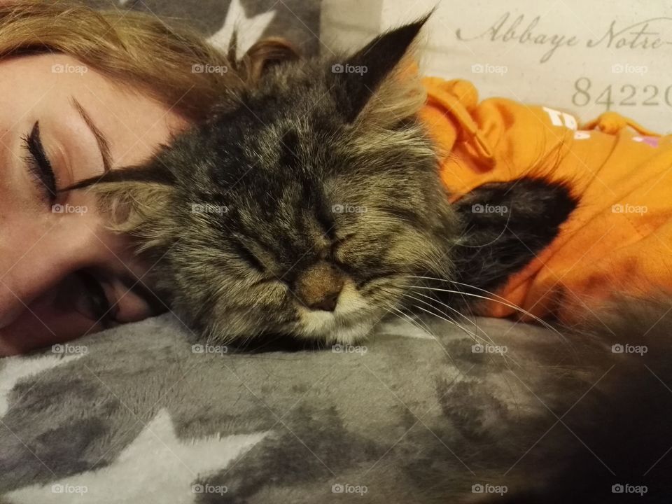 sleeping with my kitty