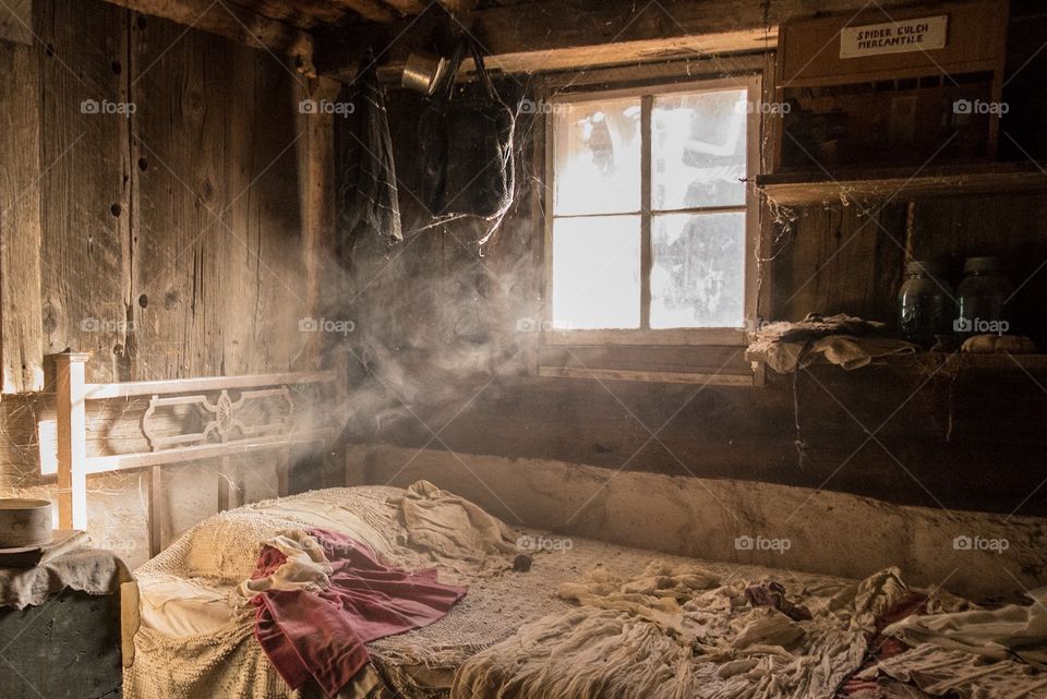 A bedroom in a cabin in Steins ghost town 