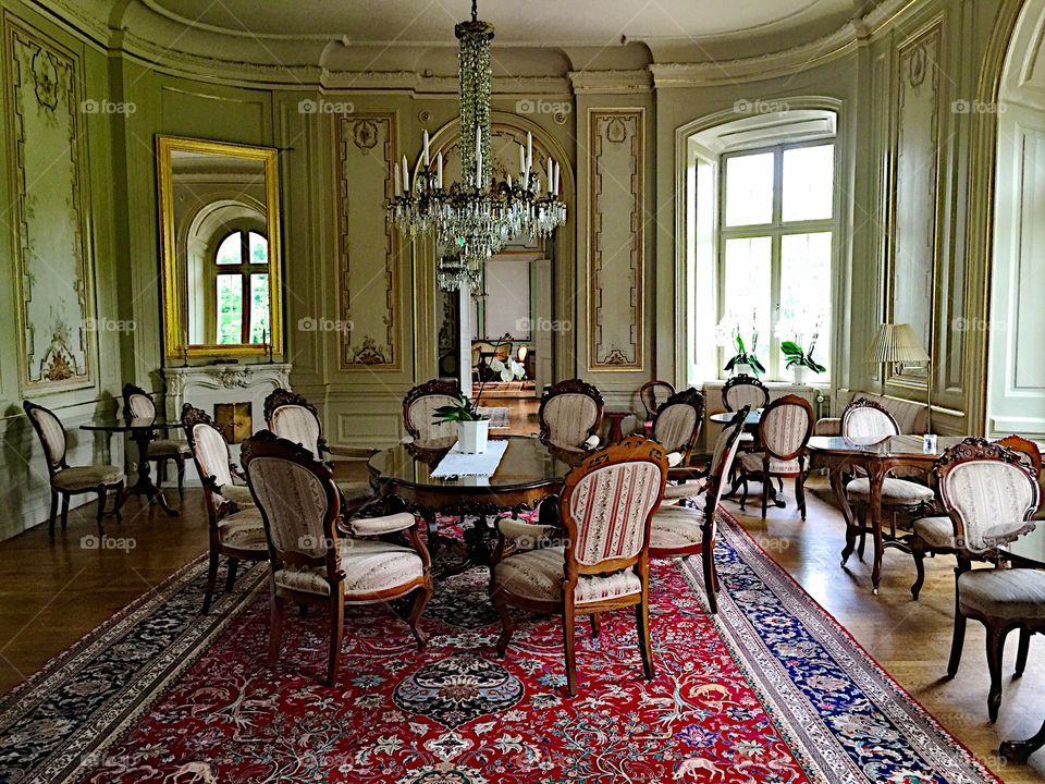 Beautiful old dinners room! 