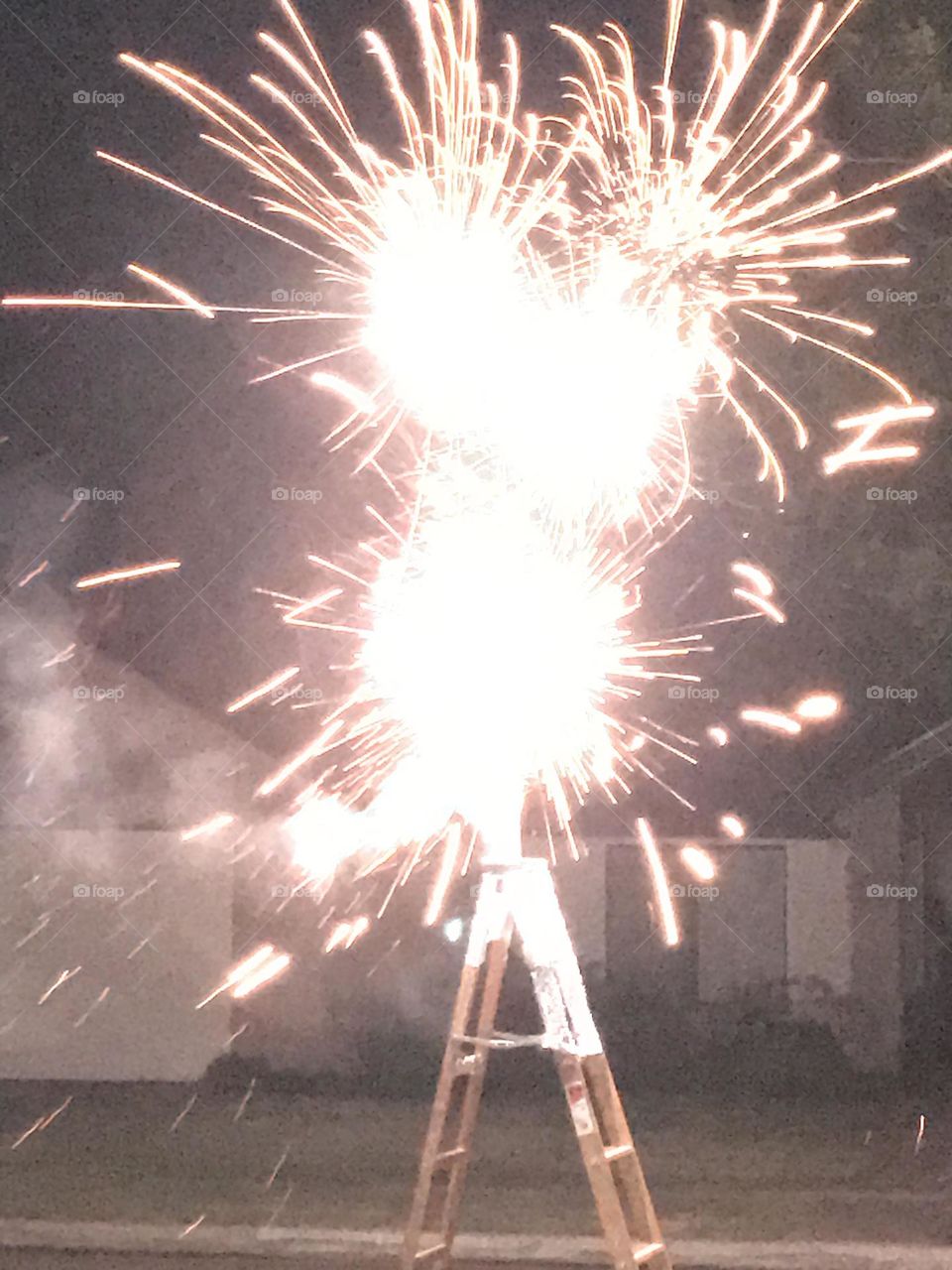 A display of the 4th of July firework. This certainly lights up the night.