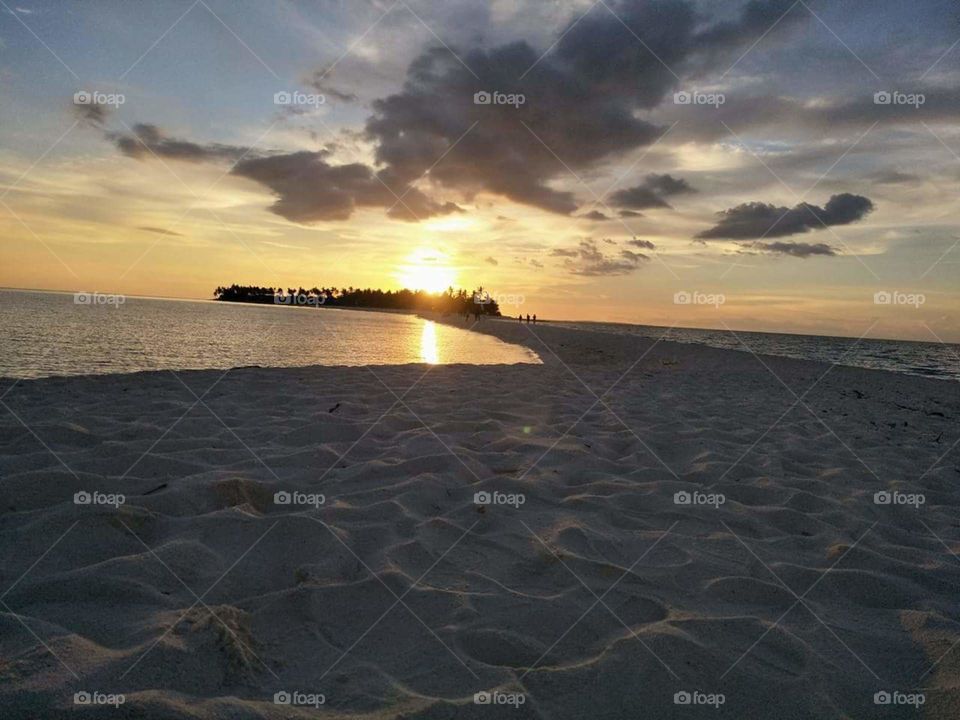 Shifting sand bar