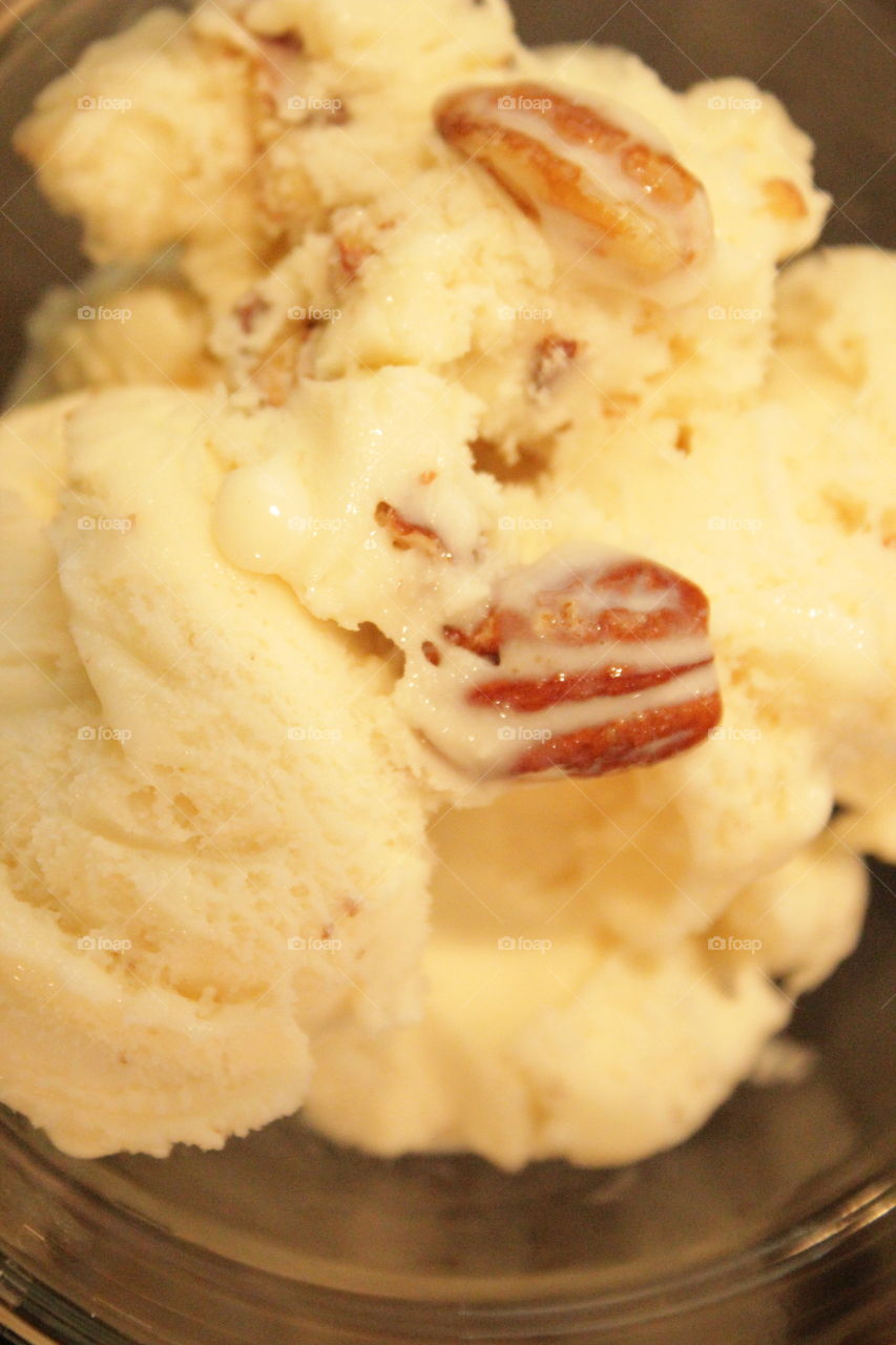 Butter pecan ice cream close-up