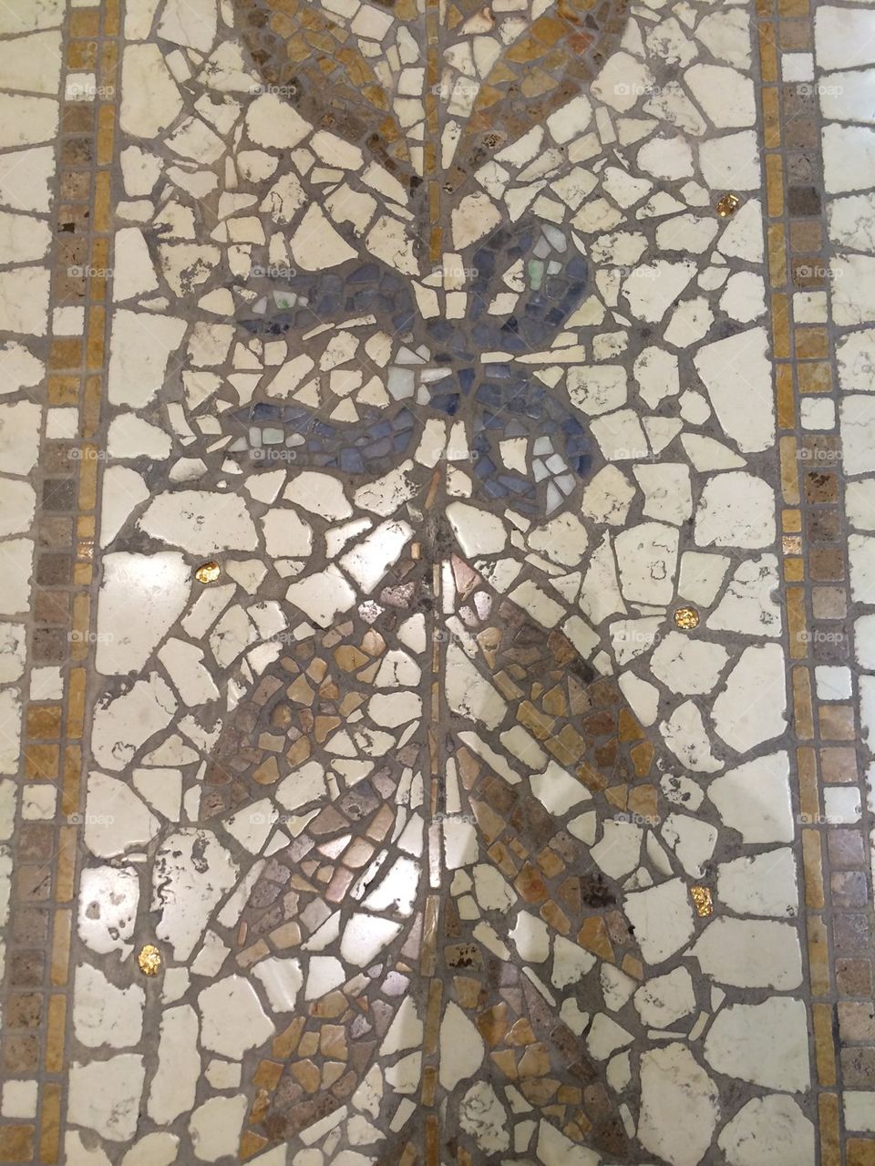Stone floor pattern