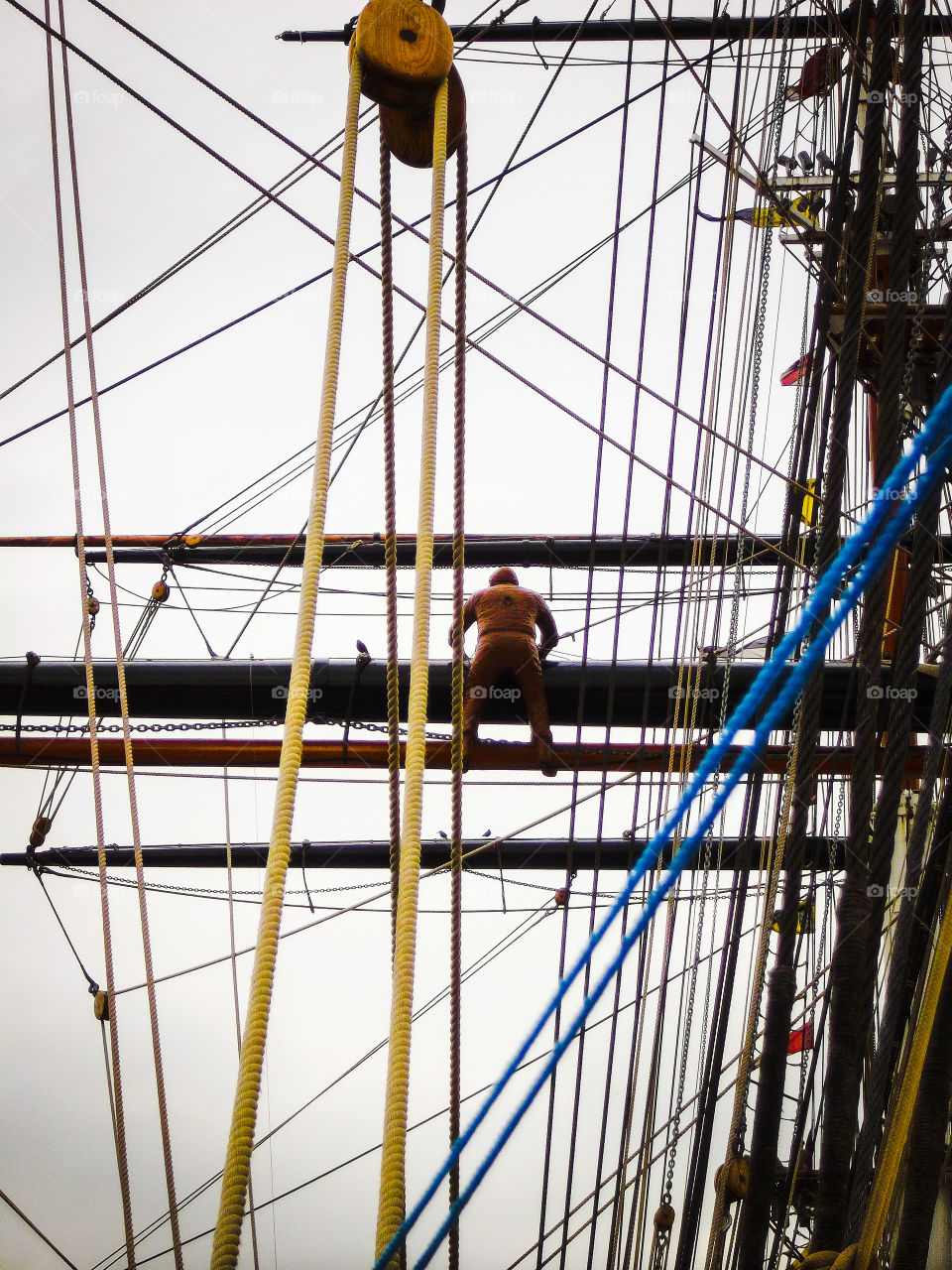 Sitting and rigging