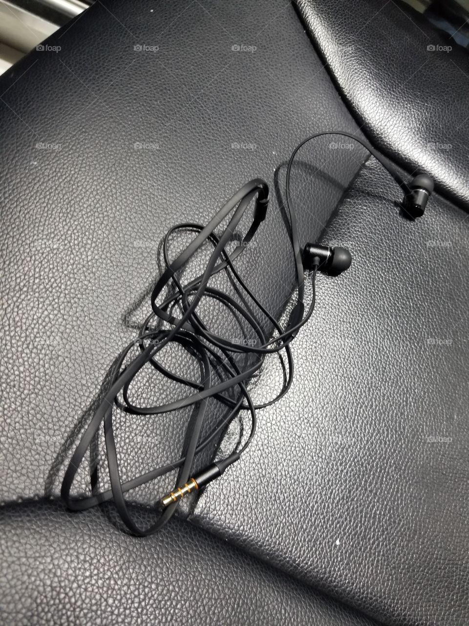 Aaah messed up earphones, A struggle for all of us