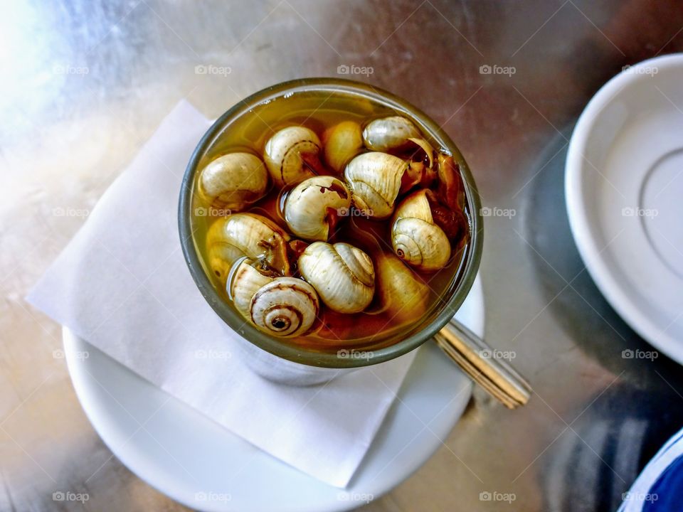 snails in Paris 