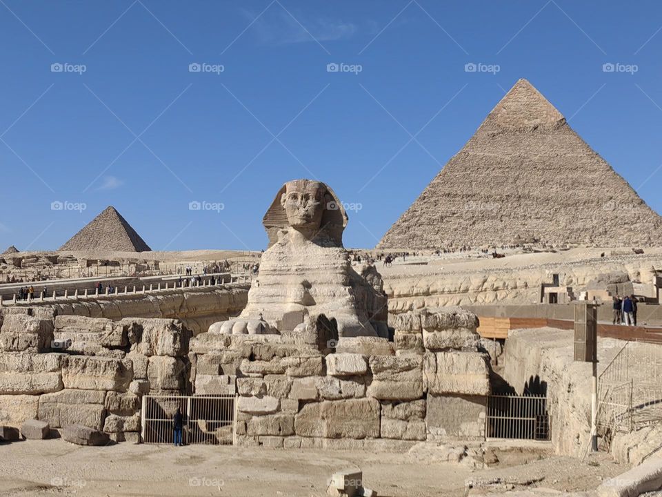 Sphinx and pyramids of Giza
