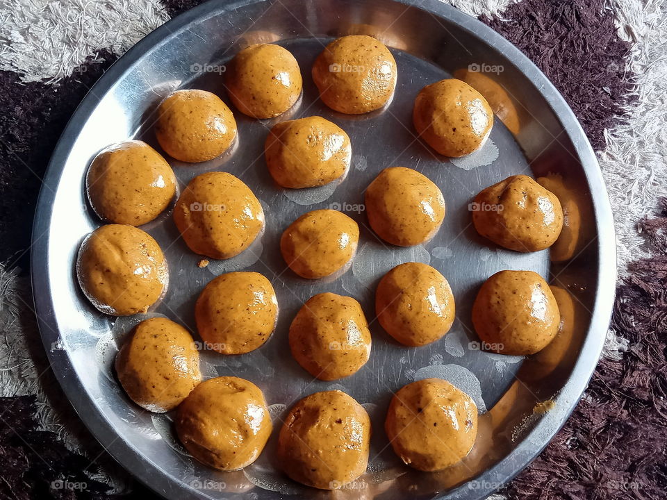 Besan (gram flour) laddoos made by me.😊