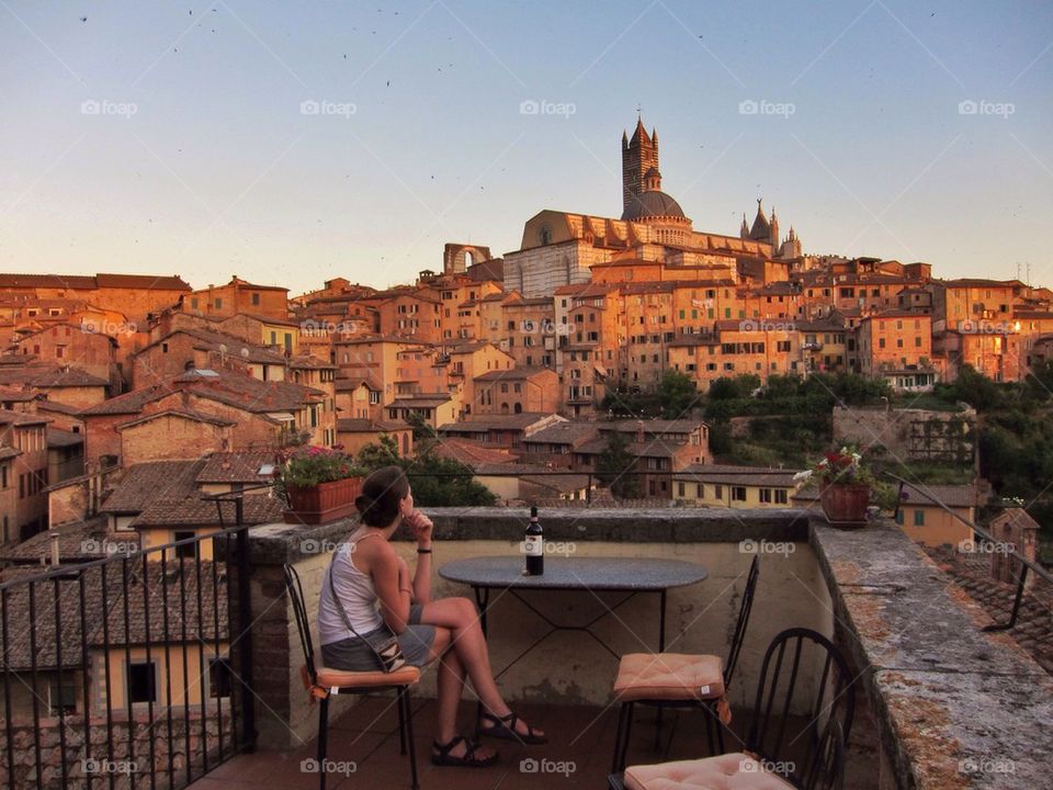 Looking at the Duomo di Siena