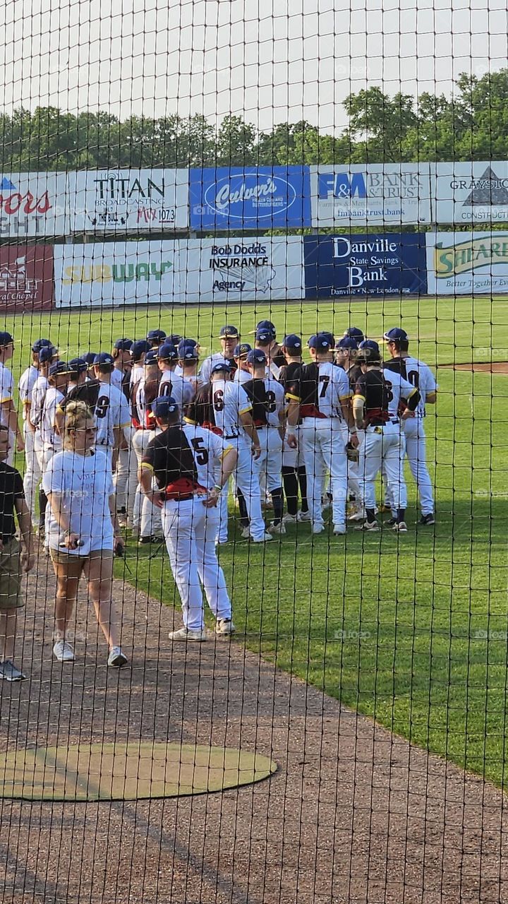 baseball park crowd of team members