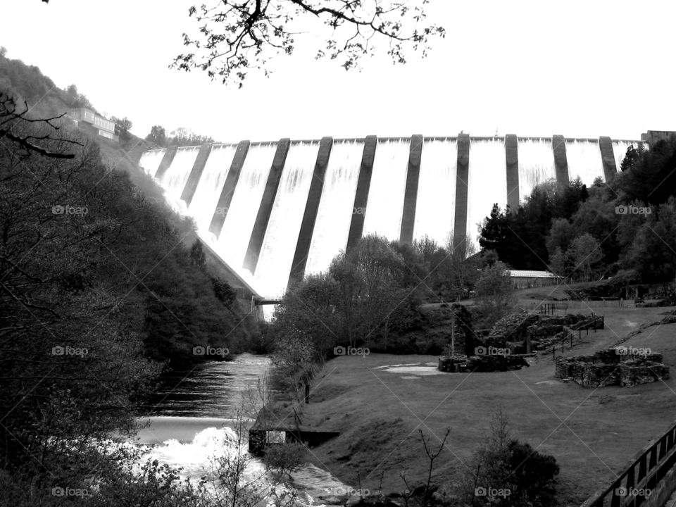 Clywedog Dam in black and white near Llanidloes in Mid Wales is a sight not to be missed when the water is flowing through.
