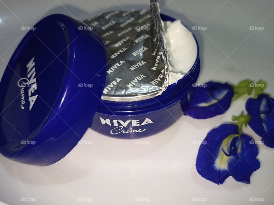 Nivea creme moisturizer