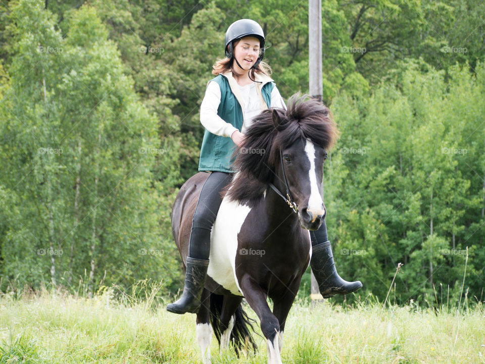 #häst #horse #islandshäst #ryttare #hästtjej #ridning #riding #horsebackriding #barbacka #Lumix Barbackaridning #trav #galopp #skritt #skritta #träns #sommar #sverige #svensksommar #sommarlov #stockholm #sweden #swedishsummer #summer 