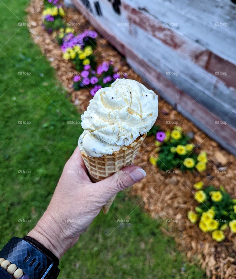 Summertime ice cream cone
