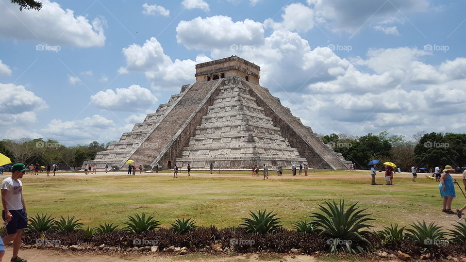 Pyramid at Chichen Itza Mexico