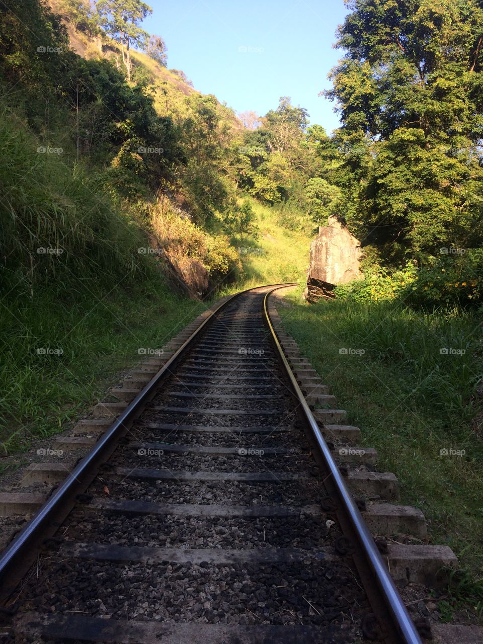 Railroad track at kadugannawa 