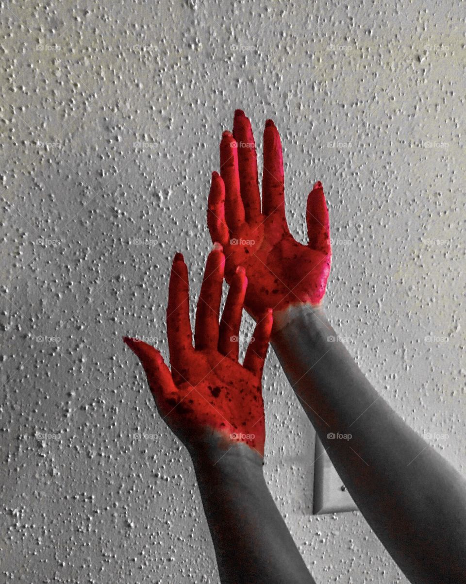 The red hands