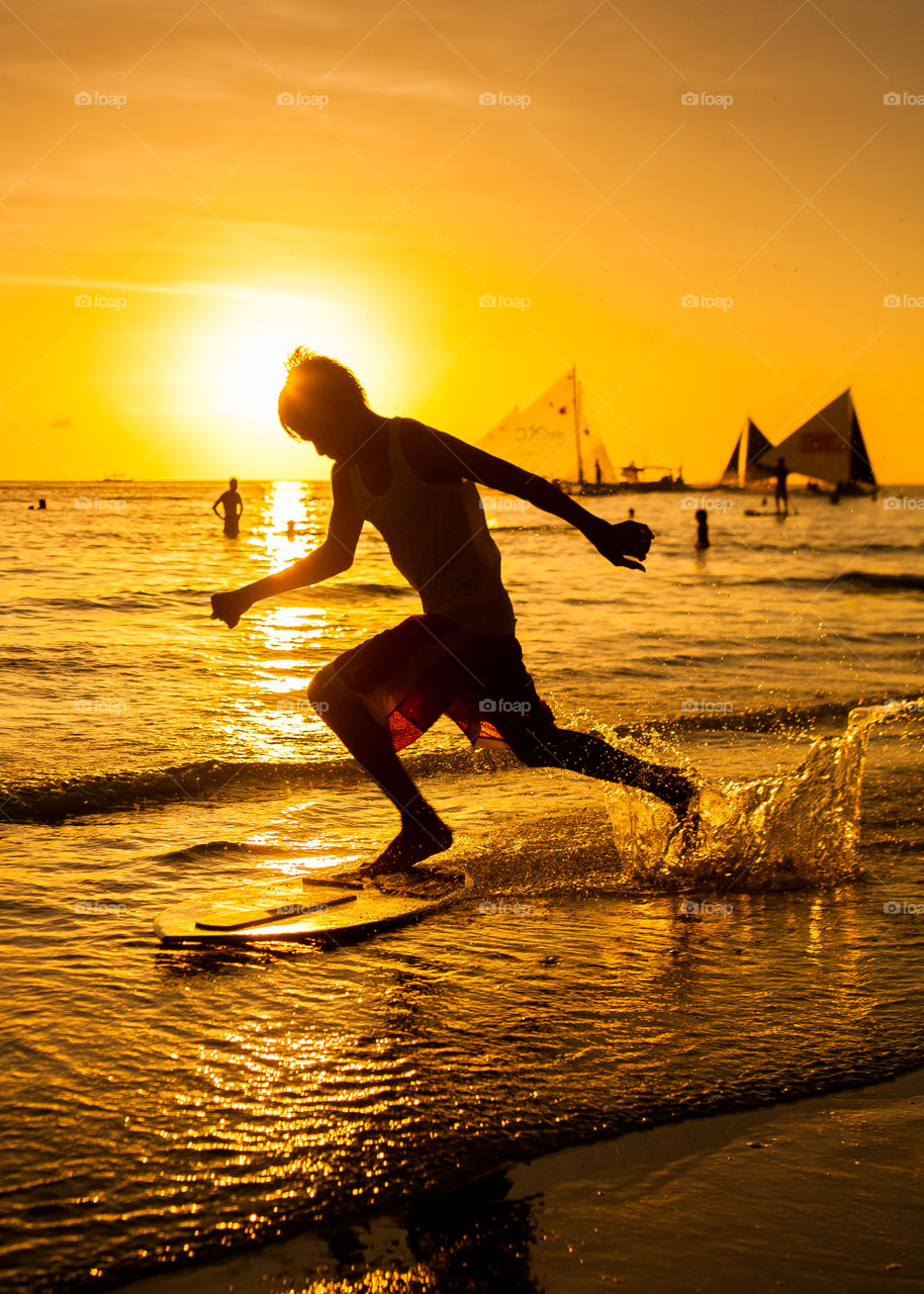 Skimboard