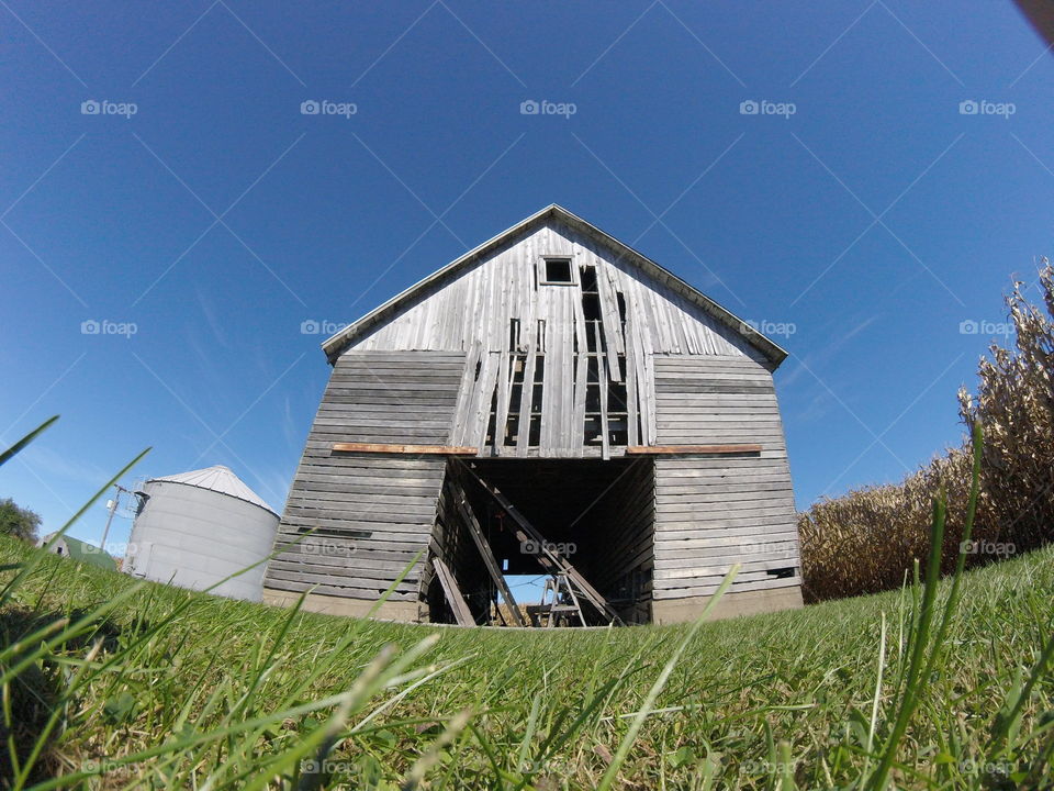 Leaning Corn Crib