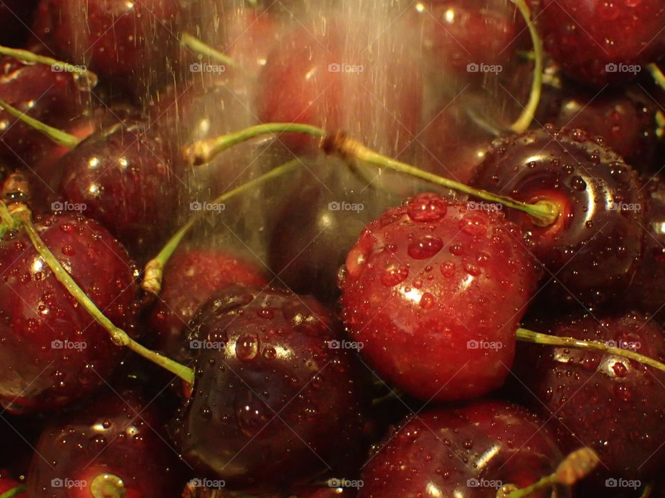 Juicy cherries 