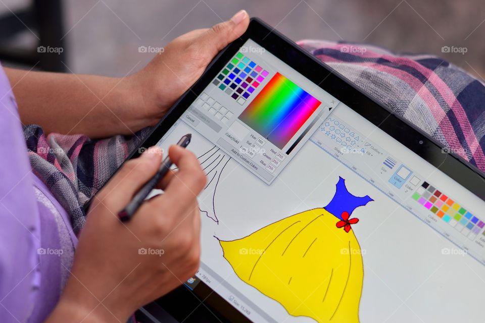 coloring using laptop