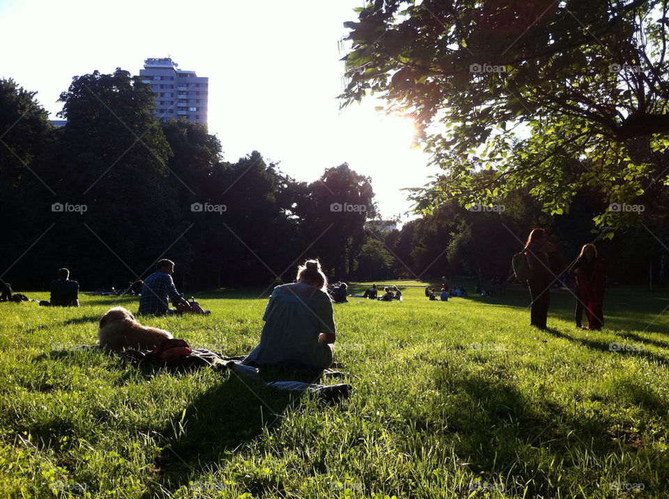 green young people summer by hexoic