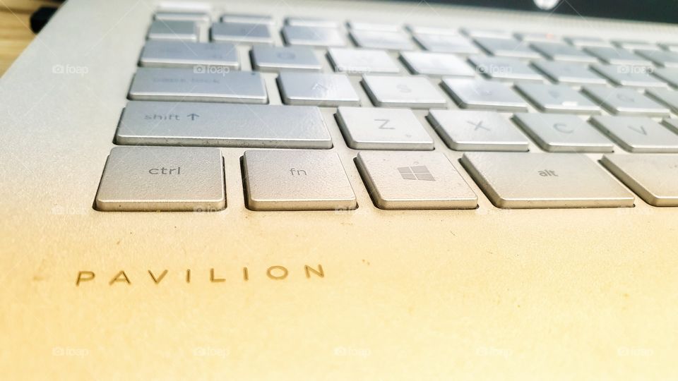 shining laptop keyboard pavilion