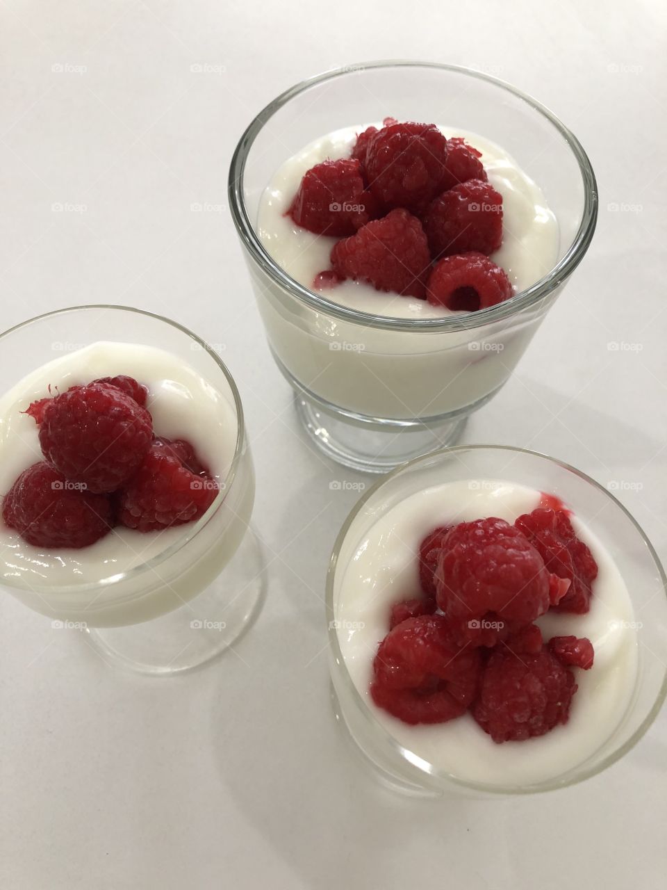 Yogurt with Raspberries 