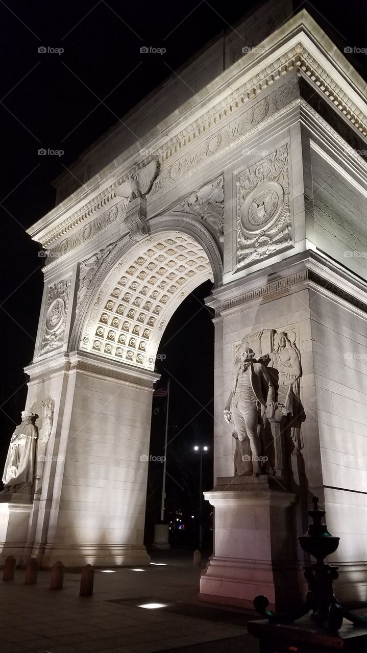 Arch at entrance to Washington Square Park, Greenwich Village, Manhattan, New York
