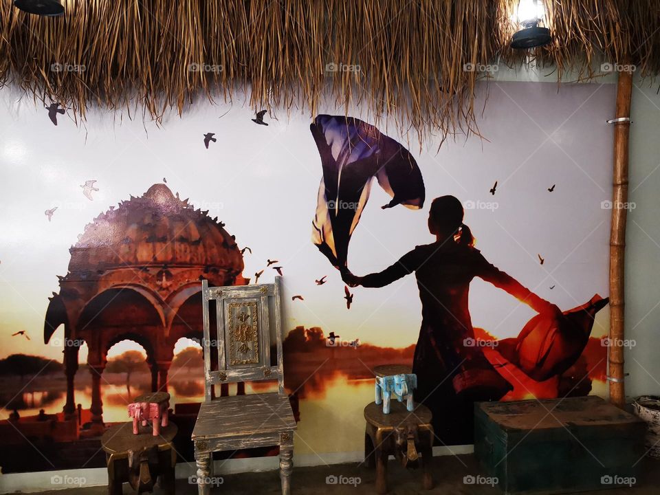 One of the decorations of restaurants in the Asian style to simulate the taste of meals and the way they cook the gift